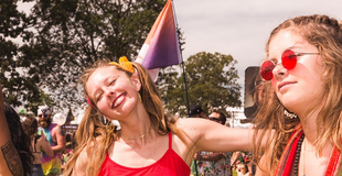 Witch Doctor van De Staat aan kop in 3FM Festival Top 999